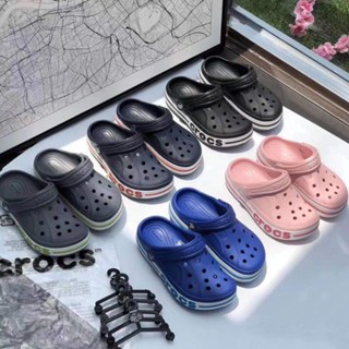 Crocs รองเท้าชายหาด กันลื่น เหมาะกับเดินชายหาดกลางแจ้ง สําหรับผู้หญิง