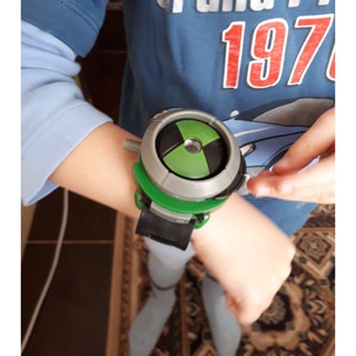 Ben 10 สิบโปรเจคเตอร์ นาฬิกาเอเลี่ยนบังคับ Omnitrix สร้อยข้อมือเรืองแสง ของเล่นเด็ก &amp; - * - ** CI70