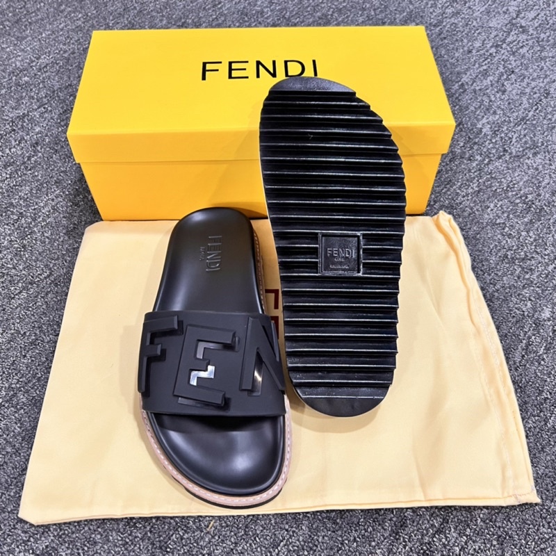 รองเท้าแตะ FENDI พร้อมส่ง