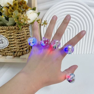 แหวนไฟแฟลช LED รูปเจ้าหญิงเอลซ่า ขนาดเล็ก สําหรับเด็กผู้หญิง
