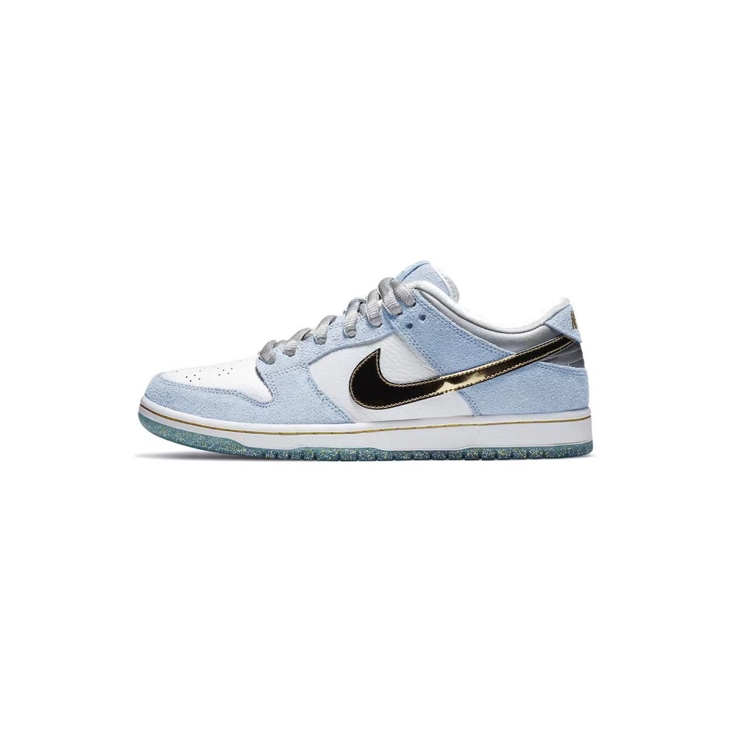 Sean Cliver X NIKE SB DUNK LOW "Holiday Special" DC9936-100 สบาย ๆ สบาย ๆ