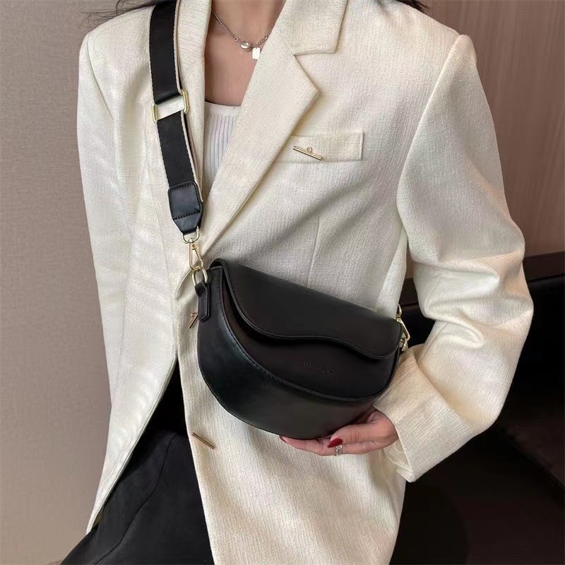 【พร้อมส่ง】miss bag fashion กระเป๋าสะพายข้าง สาวสวย กระเป๋าสะพายแฟชั่น
