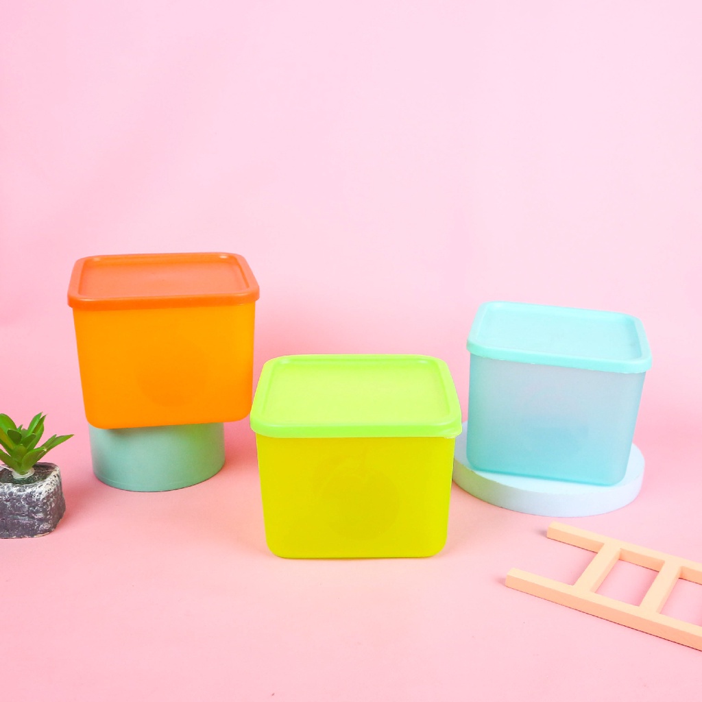 VV - Pamelo Sealware Jar Size M / กระปุกใส่ขนมพลาสติกหนา