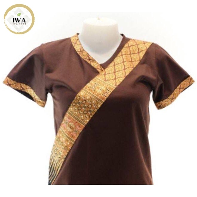 เสื้อยืดคอวี ลายไทยคาดเฉียง เสื้อพนักงานนวด เสื้อพนักงาน ใส่ได้ทั้ง ญ และ ช