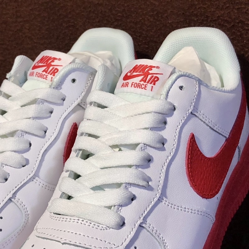 NIKE AIR FORCE 1 "White/Red" (คุณภาพสูงสุด) สำหรับผู้ชายและผู้หญิง รองเท้า new