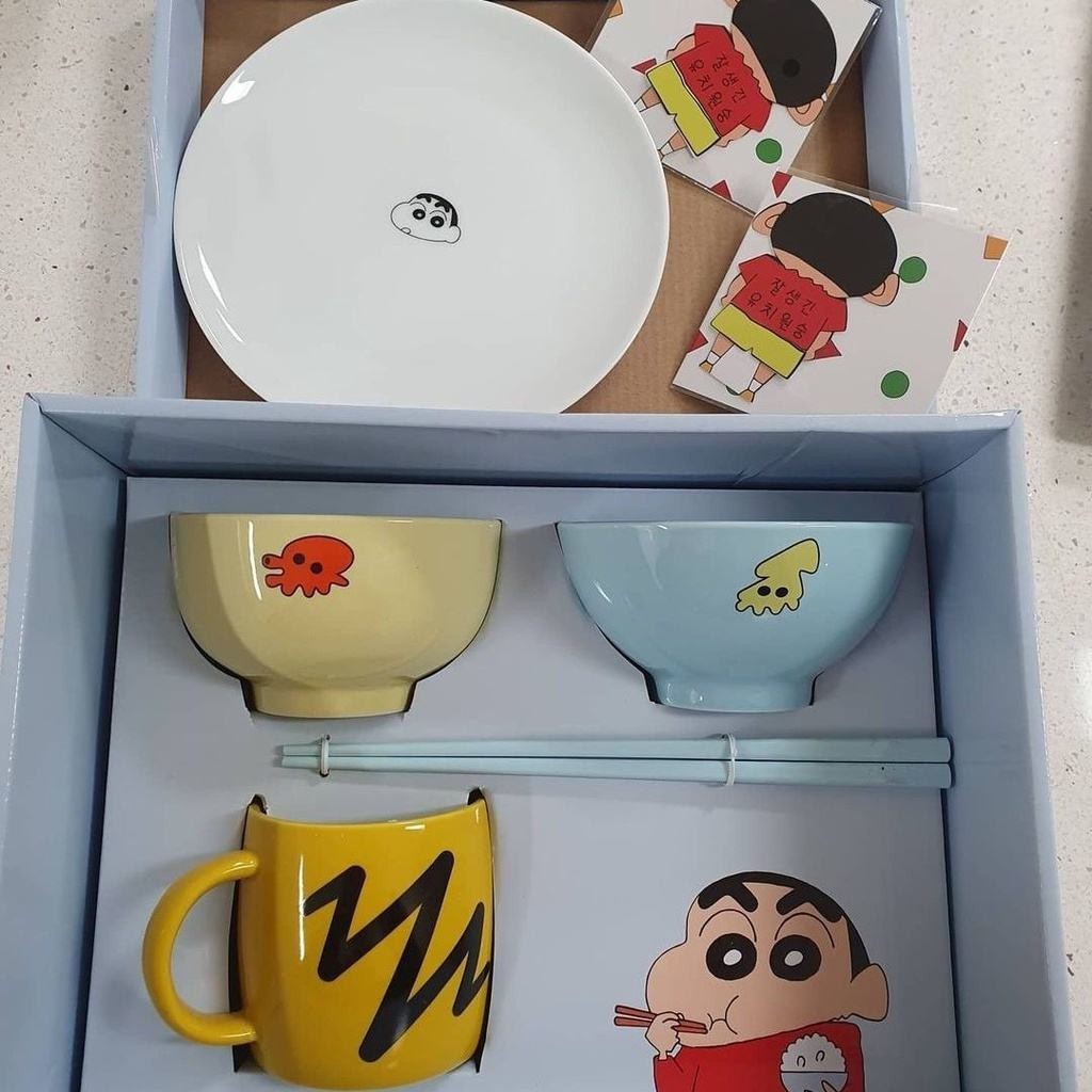 การ์ตูนเครยอนชินจังสไตล์เดียวกันบนโต๊ะอาหารกล่องของขวัญชุดนิเมชั่นชามเซรามิกแก้วจานตะเกียบของขวัญน่ - รูปที่ 6
