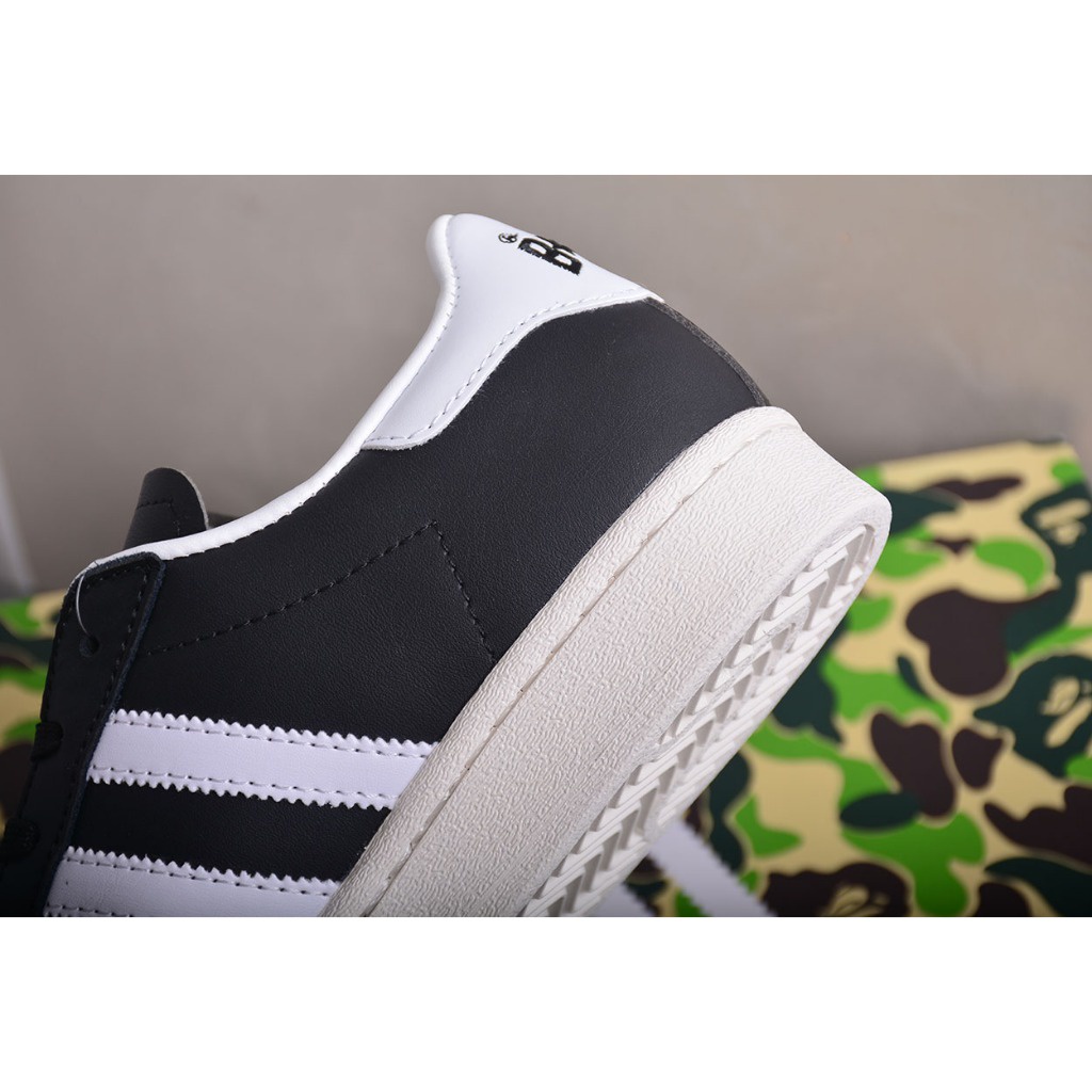 BAPE x Adidas Originals Superstar 80s รองเท้าผ้าใบ "ดำ/ขาว" สำหรับผู้ชายและผู้หญิง Hot sales