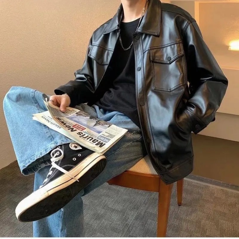 PannoFluxus เสื้อแจ็กเก็ตหนัง คอปก ทรงหลวม แต่งกระเป๋าใหญ่ แฟชั่นฤดูใบไม้ผลิ และฤดูใบไม้ร่วง สไตล์เรโทร สําหรับผู้ชาย - รูปที่ 2