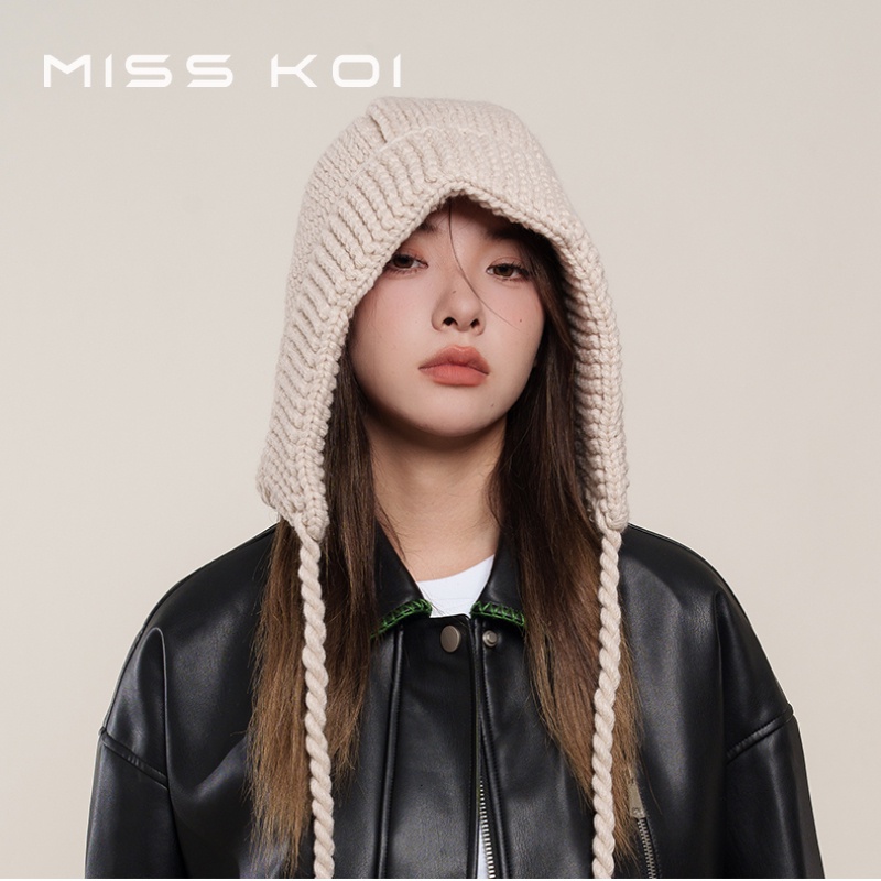 MISSKOI ฤดูใบไม้ร่วงฤดูหนาวสไตล์ใหม่ Lafa หมวกอบอุ่นป้องกันหูหมวก Baotou หมวกถักมือ Laced-Up ขนสัตว์หนา