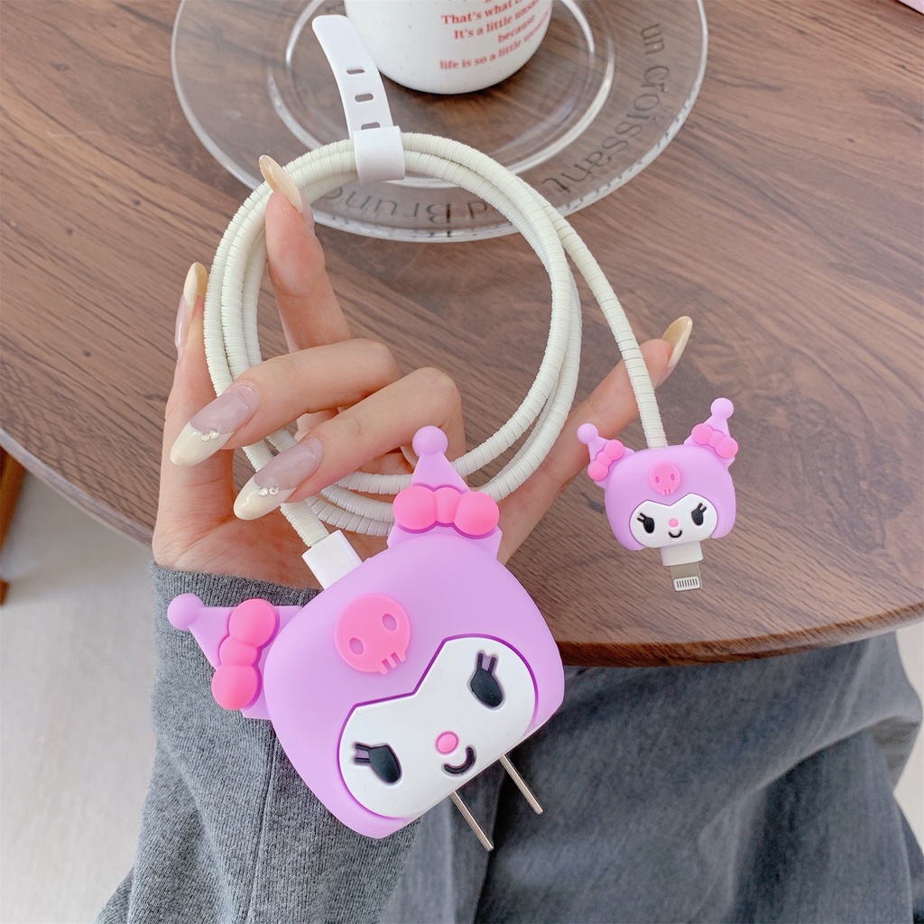 18w / 20w ปลอกการ์ตูนสีม่วง สําหรับปลั๊กชาร์จ สายเคเบิล USB ตัวป้องกันกัด ที่ม้วนเก็บสายเคเบิล ตัวป้องกันสายเคเบิล จัดระเบียบสปริง ห่อลวดพัน สําหรับ iPhone