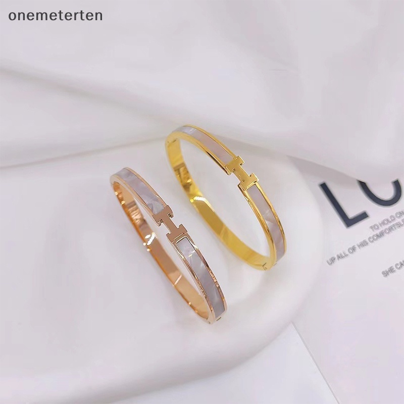 Rten สร้อยข้อมือ กําไลข้อมือ เหล็กไทเทเนียม จี้ตัวอักษร H สไตล์เกาหลี เรียบง่าย เครื่องประดับแฟชั่น สําหรับผู้หญิง ของขวัญ N