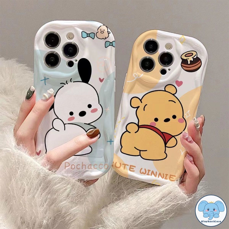 น่ารัก Pochacco ลูกสุนัขการ์ตูนวินนี่เดอะพูห์กรณี iPhone 11 12 13 14 15 Pro Max 7 8 Plus X XR XS Max SE 2020 12 13 mini