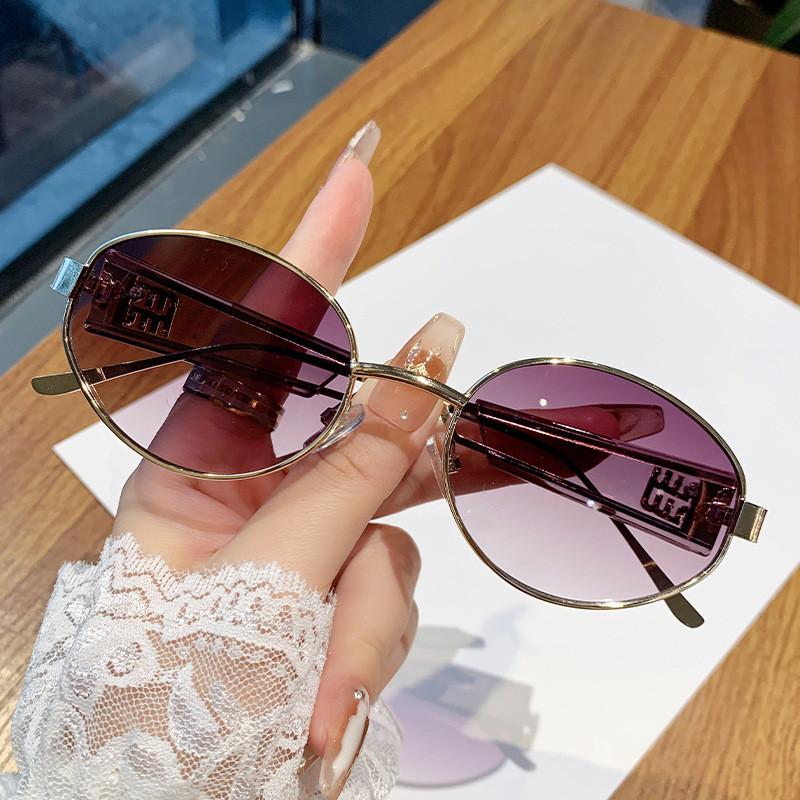 สินค้าพร้อมCOD (San9)แฟชั่น Ulzzang Metal Oval Frame แว่นกันแดดป้องกันรังสียูวีของผู้หญิง - รูปที่ 4