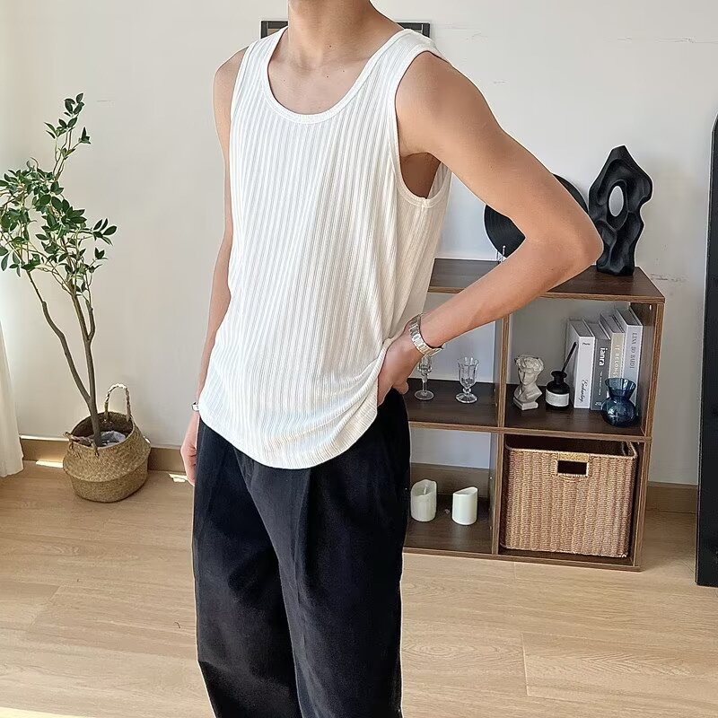 เสื้อยืดแขนกุด ผ้าเรยอน แบบบาง ระบายอากาศได้ดี เข้ากับทุกการแต่งกาย สีพื้น สไตล์เกาหลี แฟชั่นฤดูร้อน สําหรับผู้ชาย และผู้หญิง
