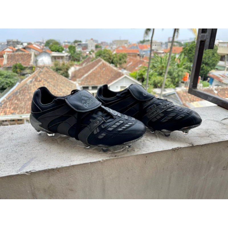 Adidas Predator Mania 20 Remake รองเท้าฟุตบอลสีดำล้วน กีฬา