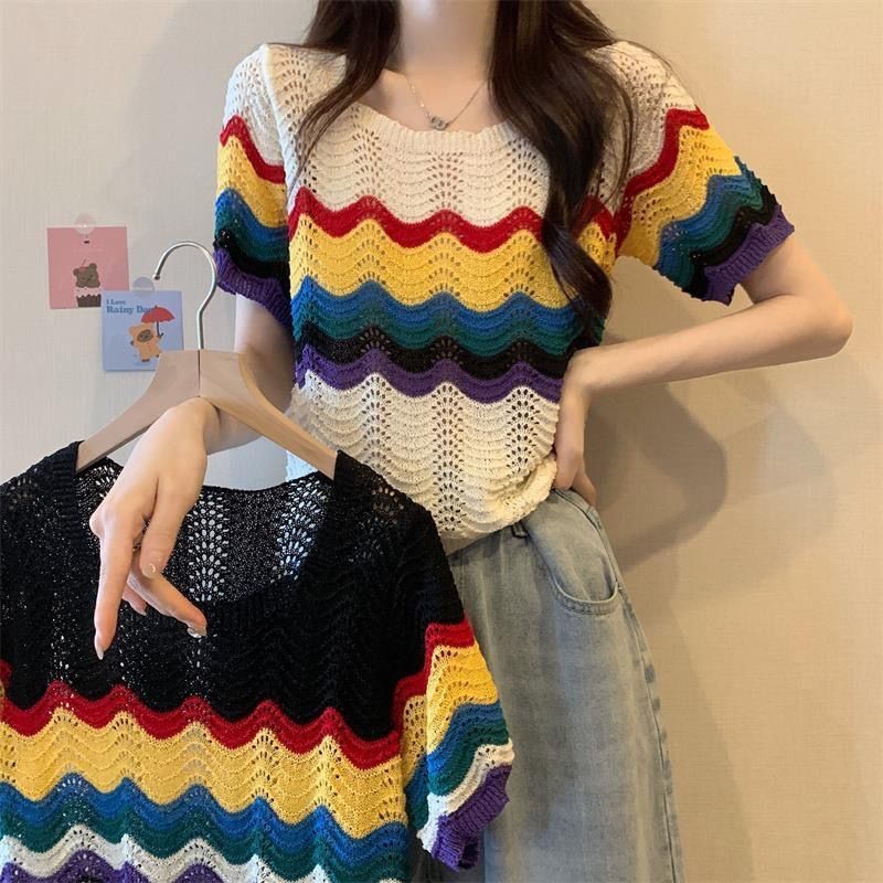 ส่งไวจากไทย⭐Summer⭐S-2XLเกาหลีรุ่นชิคสะกดสีคลื่นลาย Hollowed รอบคอแขนสั้นเสื้อถักฤดูร้อนใหม่หลวมด้านบนผู้หญิงบาง