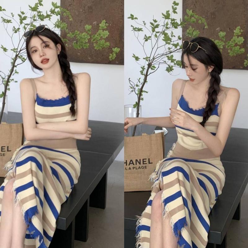 Lune_Grace~พร้อมส่ง~ "56089" ชุดเดรสไหมพรม รัดรูป แหวดข้างๆเล็กเก๋มากแม่