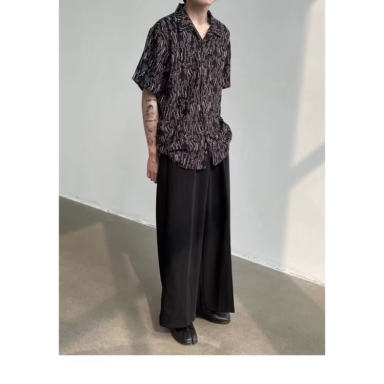 เสื้อเชิ้ตแขนสั้น คอปก ทรงหลวม ลายดอกไม้ สไตล์วินเทจ เหมาะกับเดินชายหาด แฟชั่นคู่รัก สําหรับผู้ชาย - รูปที่ 7