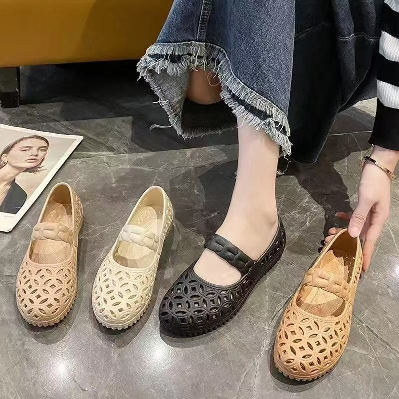 รองเท้าเเตะพื้นนิ่ม  แฟชั่นรองเท้าผู้หญิง เสริมส้น ฮิตที่สุดX-323