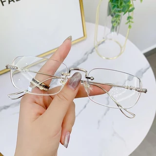 ใหม่ แว่นตา ป้องกันแสงสีฟ้า ไร้ขอบ แสงอัลตร้าไลท์ HD ซูมได้ ระดับไฮเอนด์