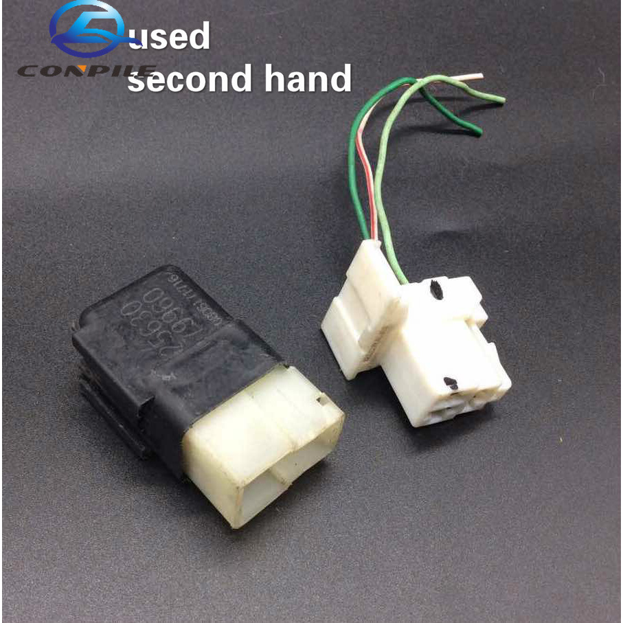 ใช้ไม่ใหม่ สําหรับ Nissan Tiida X-trail Teana Livina Sunny 25630 7960 ลําโพง Horn Relay