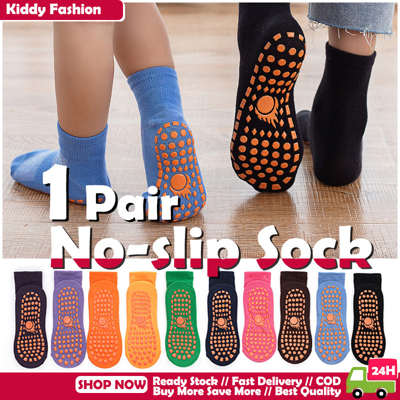 [BANGKOK SHIPPING] ถุงเท้ากันลื่น 1 คู่สําหรับเด็ก 1-12 ปี ถุงเท้าพื้นเก่า