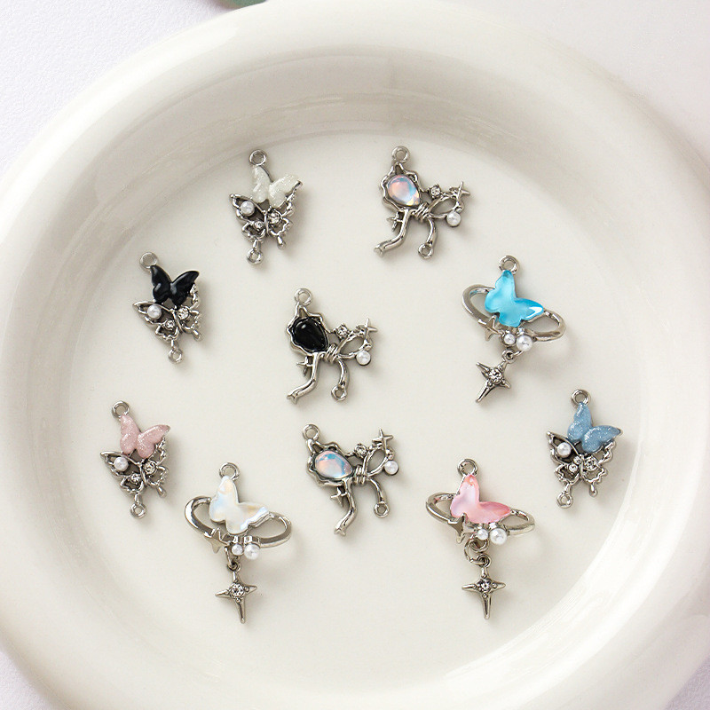 จี้ผีเสื้อมุก จี้น่ารัก จี้โลหะผสม จี้แฟชั่น สร้อยข้อมือ สร้อยคอ DIY วัสดุแฮนด์เมด จี้แฟชั่นเฉพาะกลุ่ม