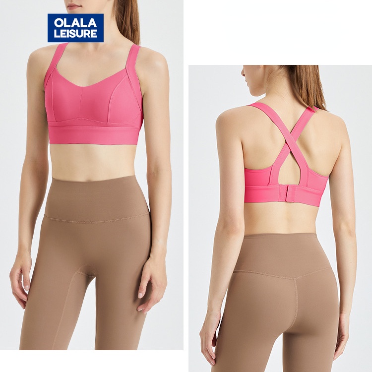 OLALA LEISURE สปอร์ตบราแบบมีฟองน้ำคงตัวพร้อมตะขอ สายรัดไขว้หลัง