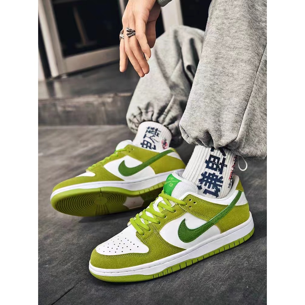 Nike Sb dunk low apple green  low cut sports shoes for women and men