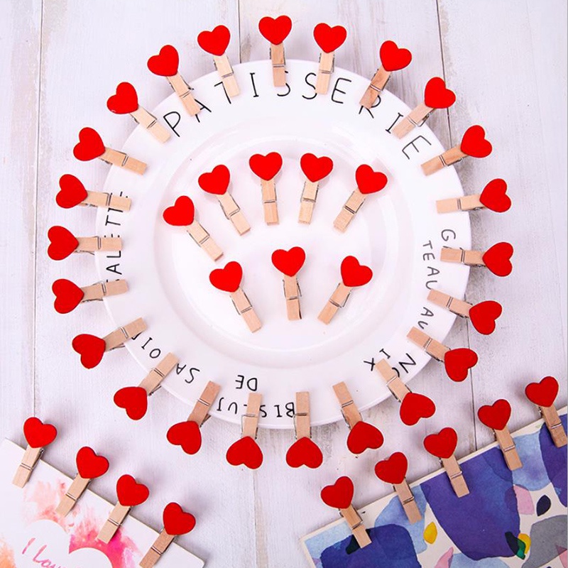 20 ชิ้น สีแดง หัวใจ ไม้หนีบผ้า ขนาดเล็ก หมุดเสื้อผ้า ขนาดเล็ก - ที่หนีบผ้า สําหรับงานฝีมือ รูปภาพ กระดาษ รูปภาพ คลิปตกแต่ง เสื้อผ้าขนาดเล็ก สําหรับแขวนรูปภาพ