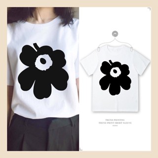 【พร้อมส่ง】 Finland.marimekko รูปแบบคลาสสิกดอกป๊อปปี้เดียวกัน แขนสั้นด้านบน T-shirt ฝ้ายแขนสั้น แขนสั้นพิมพ์พรีเมี่ยม