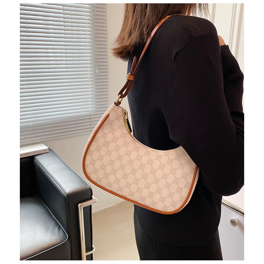 กระเป๋าสะพายข้าง Baguette Bag สไตล์โมเดิร์น วัสดุหนังPU 5236 – โปรปัง