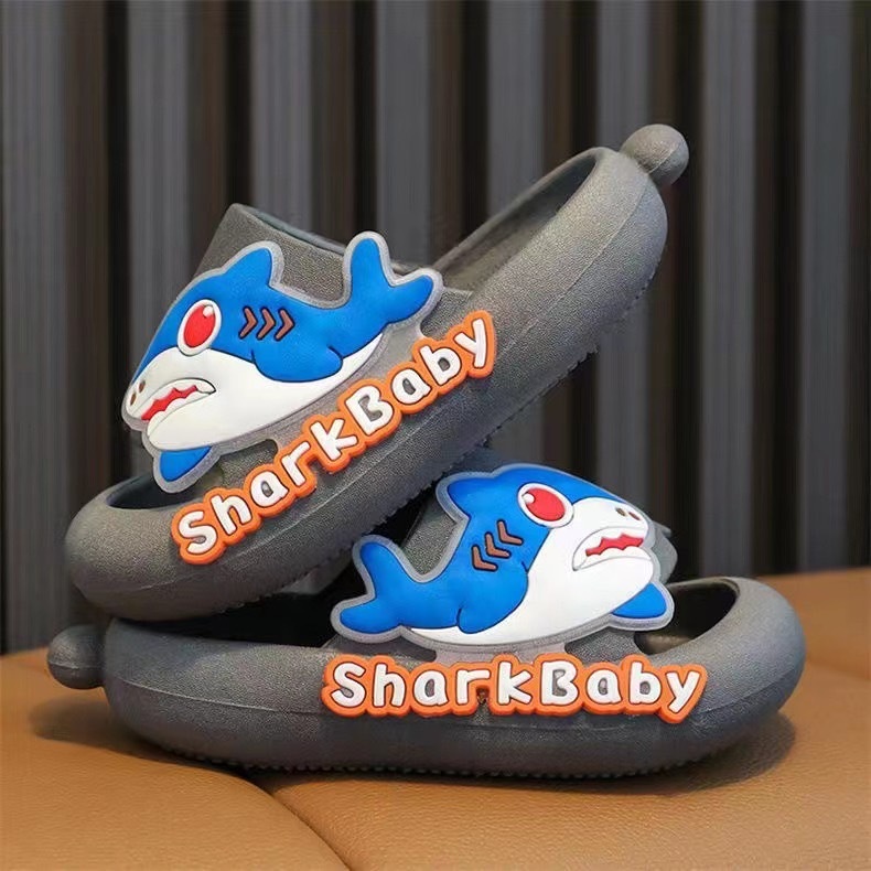 🎈🎈รองเท้าแตะชายหาด กันลื่น ลายฉลาม 3d แฟชั่นฤดูร้อน สําหรับเด็กผู้ชาย และเด็กผู้หญิง🎈🎈พร้อมส่ง
