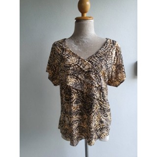 FF03866 เสื้อผ้ามือสอง ลาย แบรนด์ tanjay อก 42-44 นิ้ว