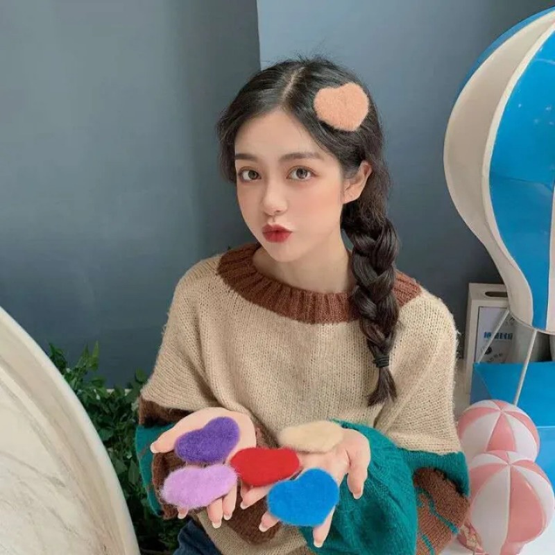 กิ๊บติดผมหน้าม้าด้านข้าง สไตล์เกาหลี / กิ๊บติดผมตุ๊กตาน่ารัก ฤดูใบไม้ร่วง ฤดูหนาว / กิ๊บติดผม หัวใจ หวาน ทุกวัน / เครื่องประดับผม สีพื้น สไตล์มินิมอล เรียบง่าย