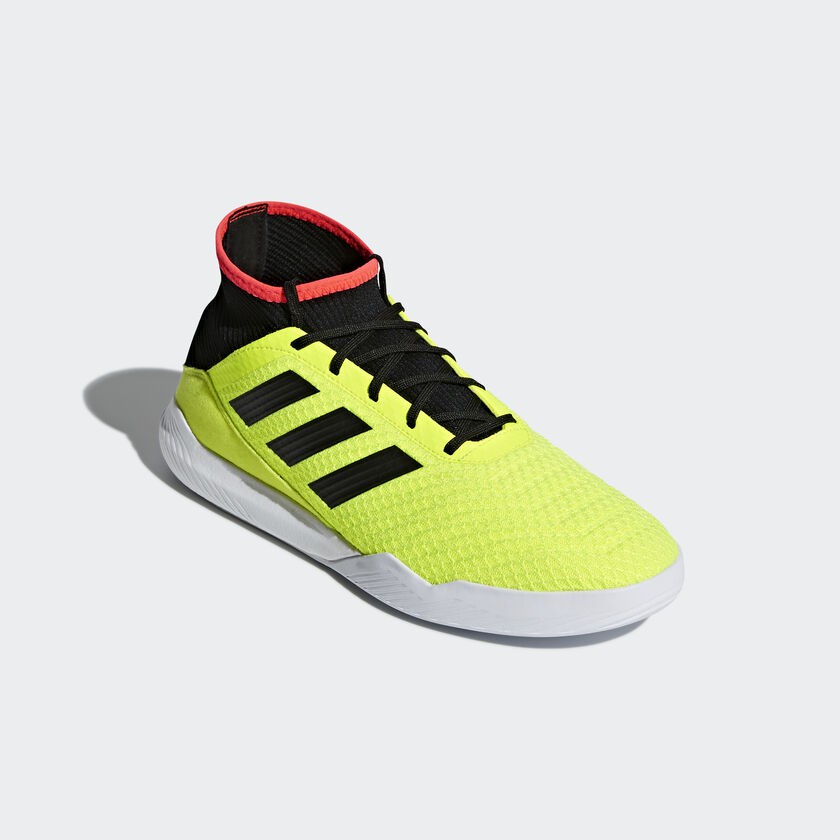 adidas Predator Tango 18.3 Trainer (DB2300) สินค้าลิขสิทธิ์แท้ Adidas รองเท้า ป้องกันการลื่น