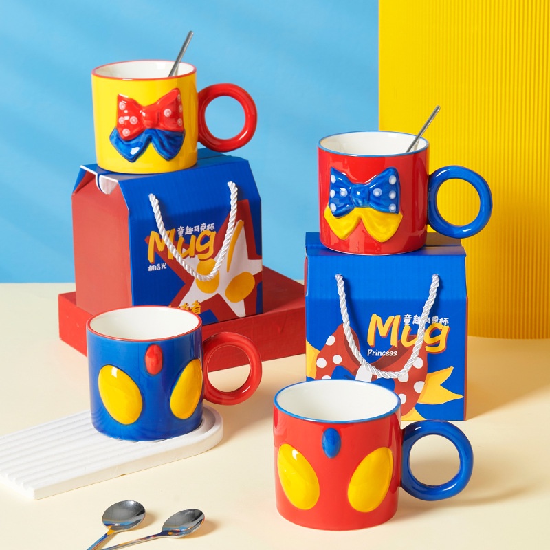 แก้วกาแฟเซรามิค ลายการ์ตูนอุลตร้าแมน 250 มล. พร้อมช้อน ของขวัญ สําหรับบ้าน ออฟฟิศ