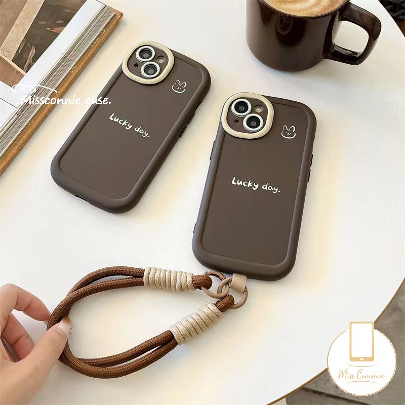 เคสโทรศัพท์มือถือ ลายกระต่ายน่ารัก พร้อมสายคล้อง และจี้ตัวอักษรภาษาอังกฤษ หรูหรา สําหรับ IPhone 11 Pro MAX 15 14 13 12 Pro MAX XR X XS MAX 14 15 Plus