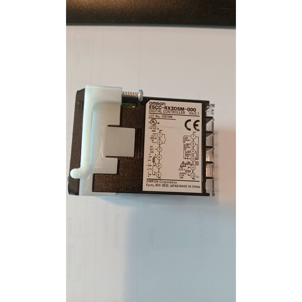 TEMPERATURE OMRON E5CC-RX3D5M-000,มือ2
