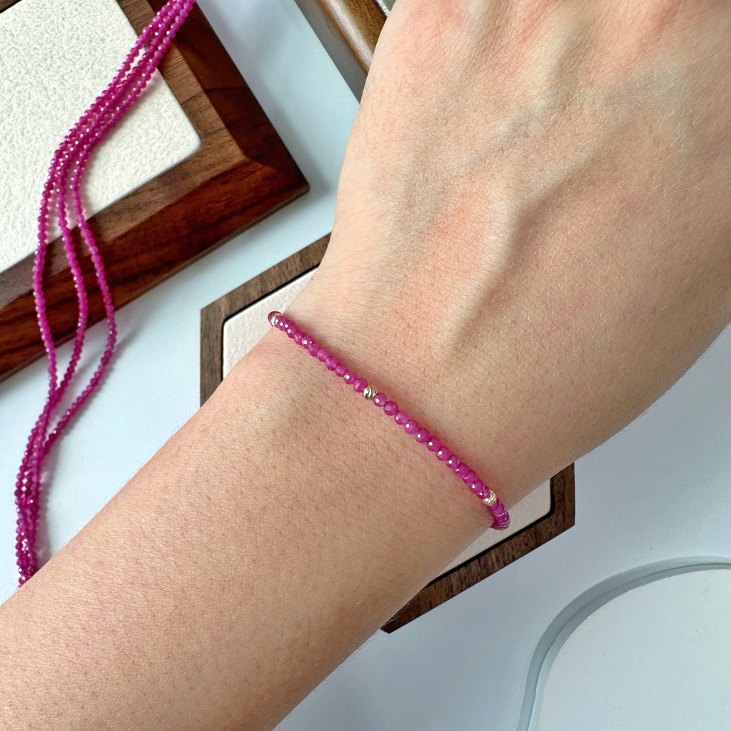 L1480 : July Birthstone : Ruby (2mm)