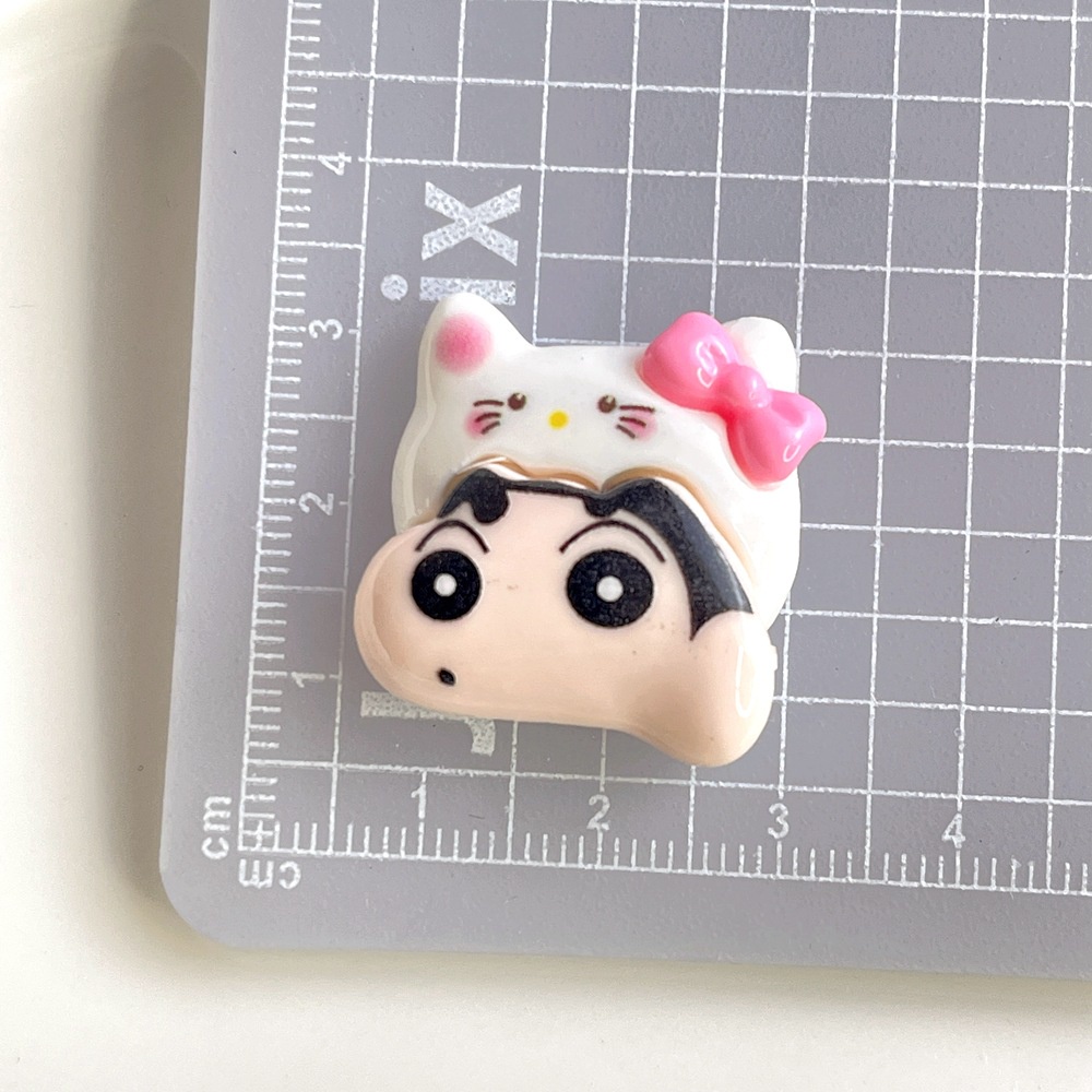 [4 #] การ์ตูน ระมัดระวัง ไขว้ ชุดครีม กาว diy เคสโทรศัพท์ เครื่องประดับผม หัวเชือก ถ้วยน้ํา เครื่องเขียน ความงาม เรซิน พร้อมรู รองเท้า หัวเข็มขัด อุปกรณ์เสริม SC
