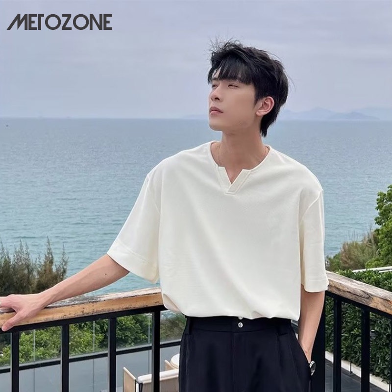 Metozone เสื้อยืดคอวี แขนสั้น ทรงหลวม สไตล์เกาหลี ไฮเอนด์ อเนกประสงค์ แฟชั่นฤดูร้อน สําหรับผู้ชาย