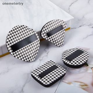 Onem Plinth พัฟฟองน้ํานุ่ม ยืดหยุ่น สําหรับแต่งหน้า เกลี่ยรองพื้น คอนซีลเลอร์