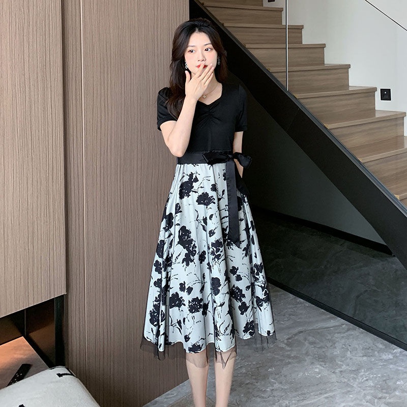 ขนาดใหญ่ เดรสยาว สไตล์ฝรั่งเศส ย้อนยุค ชุดเดรส 3xl แขนพอง เดรสลายดอกไม้ คอวี เดรสดำ เสื้อผ้าแฟชั่นผู้หญิง