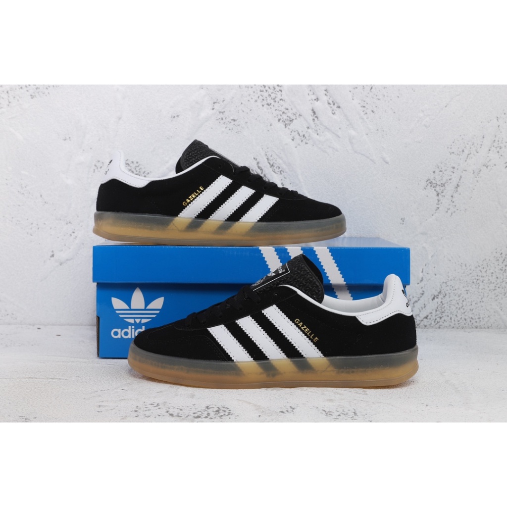 Hot sales Adidas Originals Gazelle INdoor ขาวดำ ลื่นสไตล์วินเทจแฟชั่นต่ำด้านบนกีฬารองเท้าลำลองแท้100