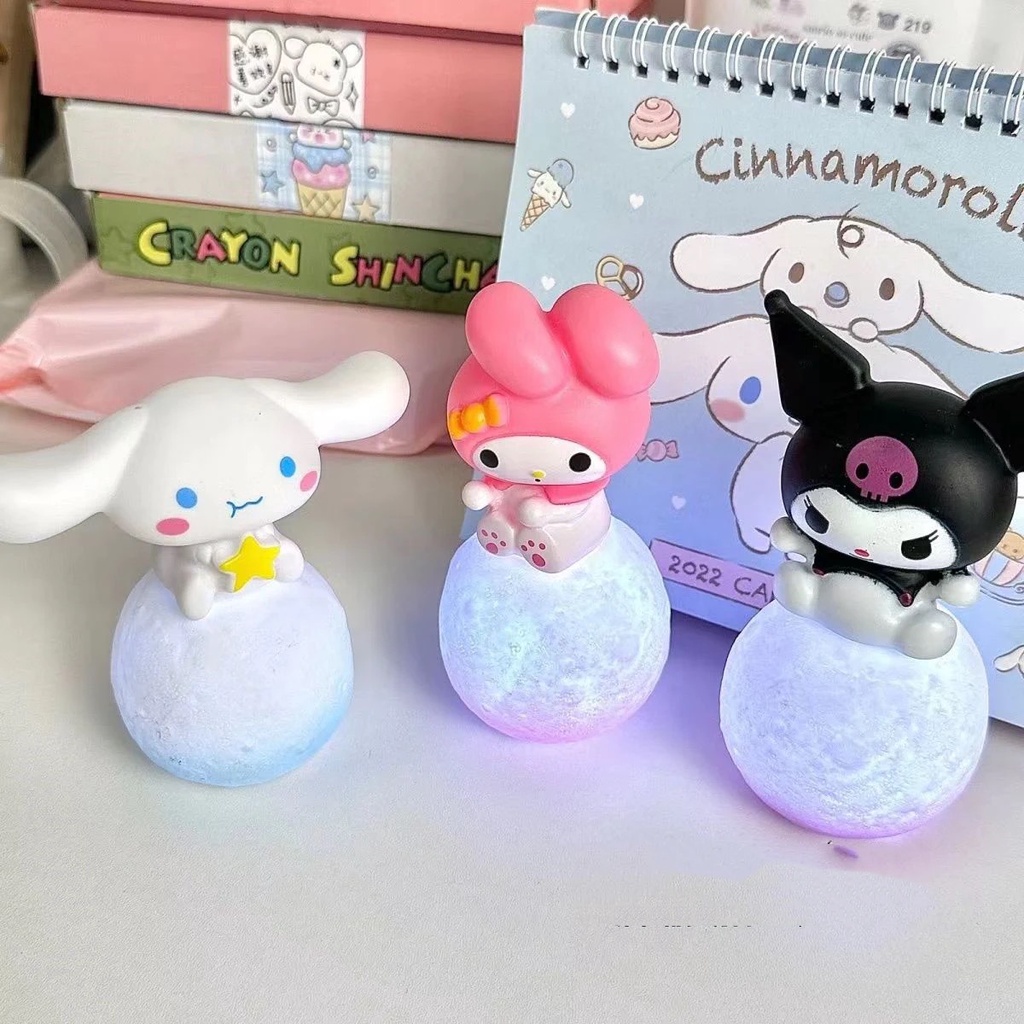 โคมไฟข้างเตียง LED รูปการ์ตูน Sanrio Moon 3 มิติ น่ารัก สําหรับตกแต่งห้องนอน