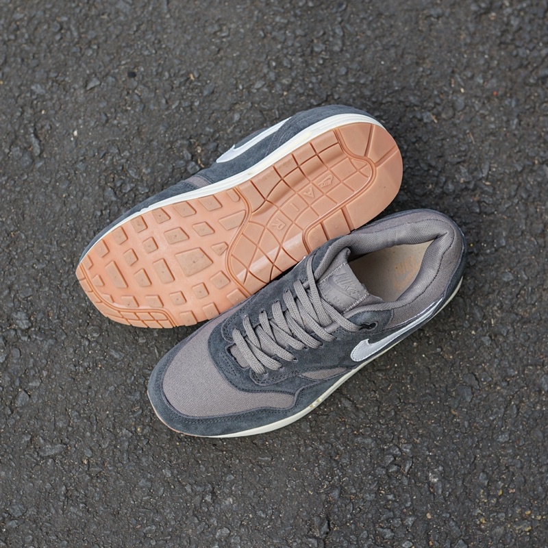 Nike Airmax 1 PRm Crepe Soft Gray Sneakers
