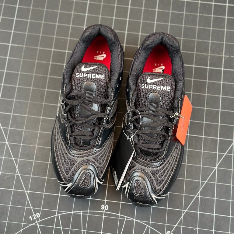 Supreme x Nike Air Max 98 Low cut Sports Running Shoes รองเท้าผ้าใบลำลองสำหรับผู้ชายผู้หญิงสีดำ ป้อ