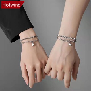 Hotwind สร้อยข้อมือโซ่เหล็กไทเทเนียม แม่เหล็ก จี้รูปหัวใจ สไตล์พังก์ โรแมนติก แฟชั่นคู่รัก สําหรับผู้ชาย และผู้หญิง M5X7 1 ชิ้น 2 ชิ้น