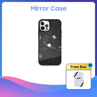 Casetify เคสโทรศัพท์มือถือแบบกระจกแข็ง ลายนักบินอวกาศ สําหรับ iPhone 11 12 13 14 15 Plus Pro Max